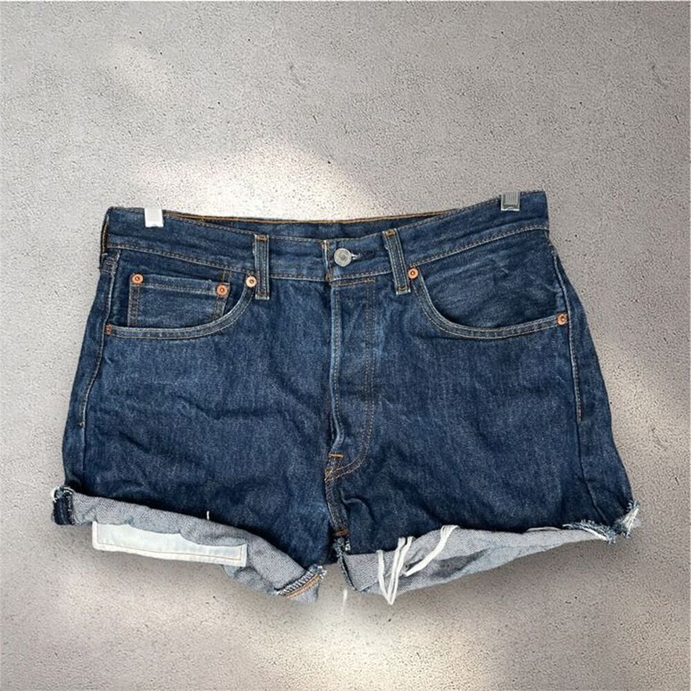 Levi’s 501 Denim Shorts Women’s 32X34 Blue High Rise Cutoff Raw Hem Vintage y2k